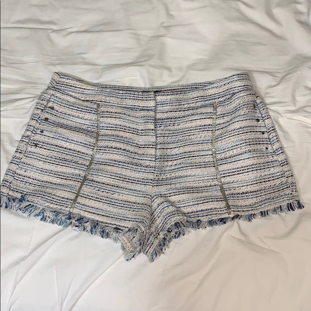 H&M blue and white shorts